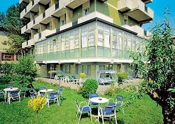 Diplomatic Hotel
