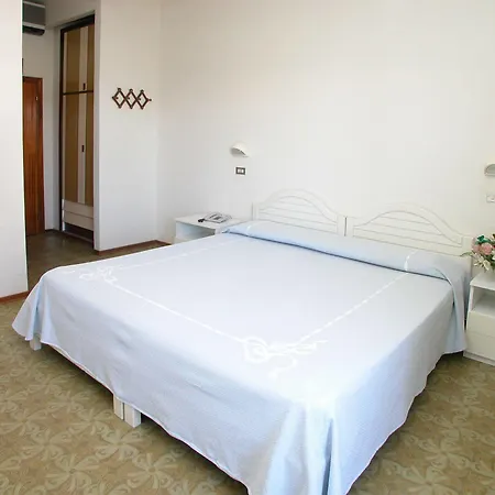 Diplomatic Hotel 3*