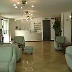 Hotell Diplomatic 3*