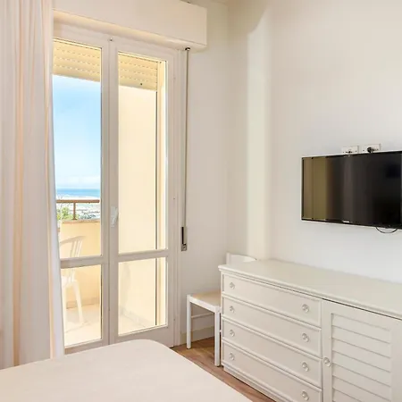 Hotel Diplomatic 3*